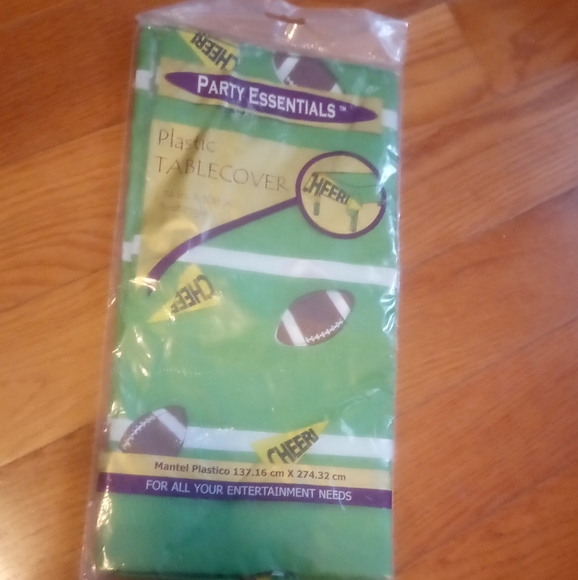 Plastic cover - Picture 2 of 4